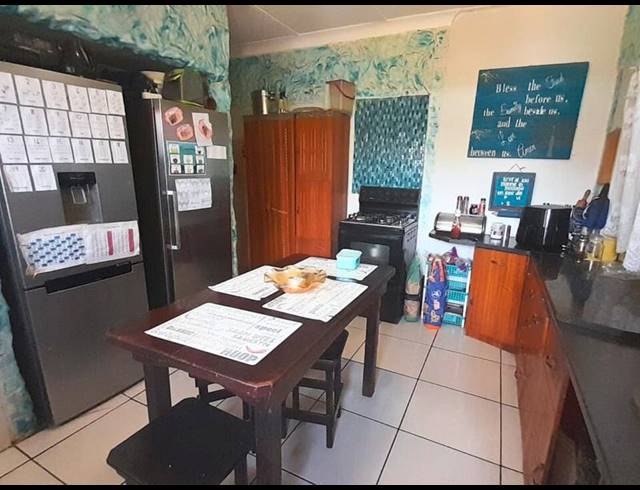 3 BEDROOM HOUSE FOR SALE IN RHODESFIELD